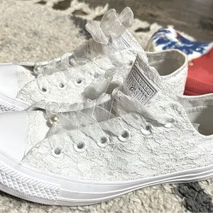 Converse white lace